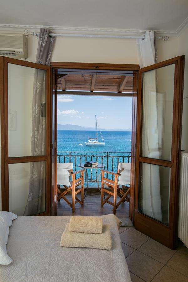 SAGA Pension Gythio Bagian luar foto